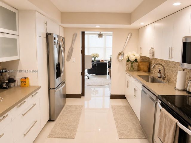 1000 Parkview Drive 710, Hallandale Beach, FL 33009