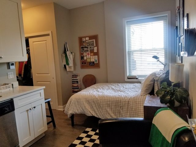 1409 W Diversey Parkway 210, Chicago, IL 60614