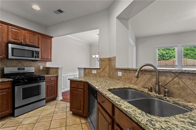 1340 Winshire Cove, Alpharetta, GA 30004
