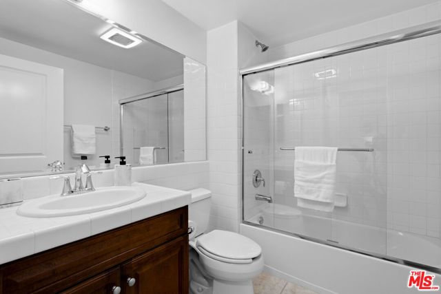 13031 Villosa Place 142, Los Angeles, CA 90094
