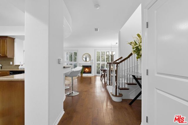 13031 Villosa Place 142, Los Angeles, CA 90094