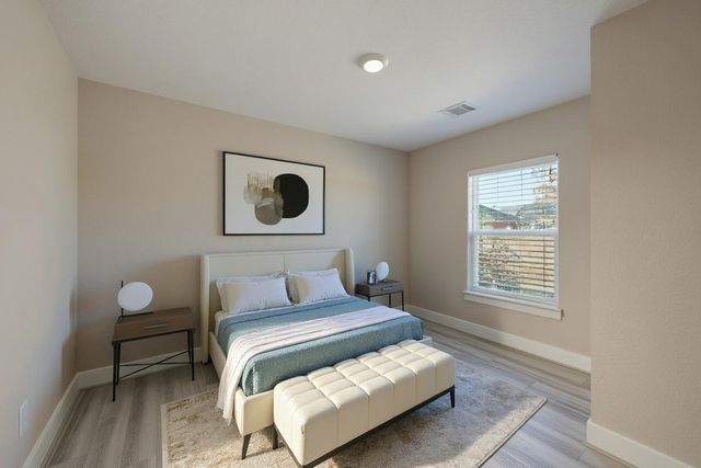 8302 Tavenor Lane, Houston, TX 77075