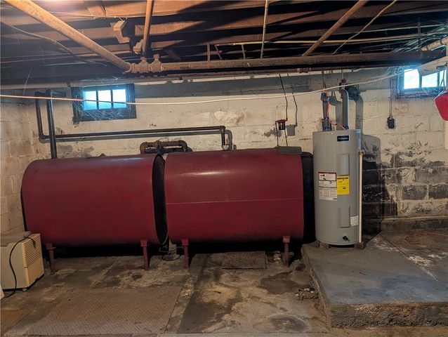 213 MCGILL AVE, Dawson, PA 15428