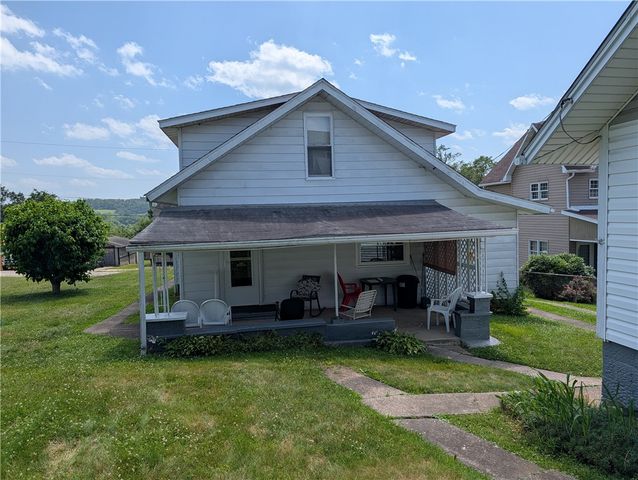 213 MCGILL AVE, Dawson, PA 15428