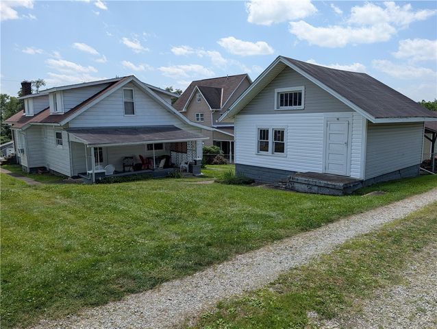 213 MCGILL AVE, Dawson, PA 15428