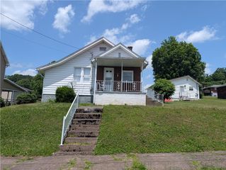 213 MCGILL AVE, Dawson, PA 15428