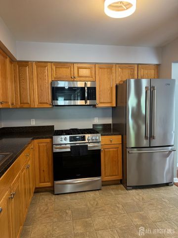 1325 Fernwood Court, New Brunswick, NJ 08901