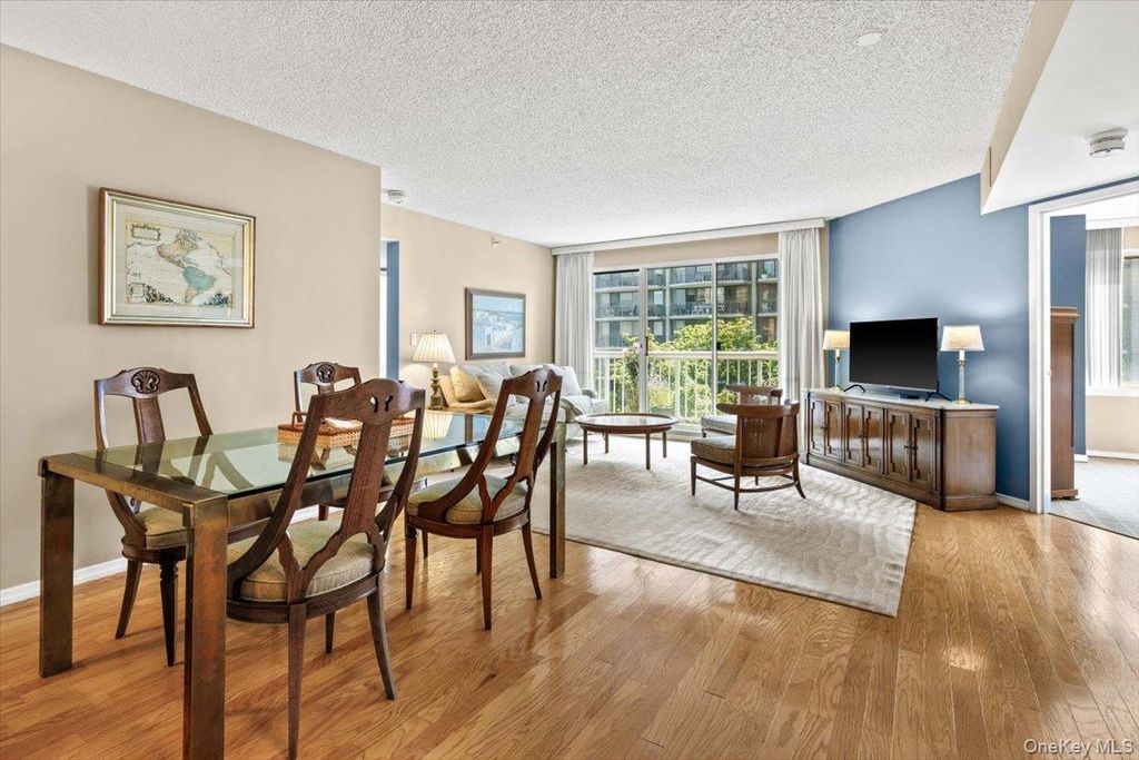 10 Stewart Place 7FW, White Plains, NY 10603