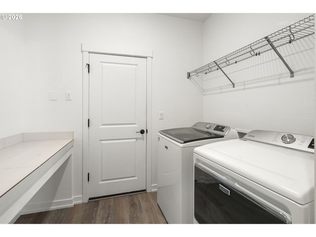 1453 Ne Forest Park St, Estacada, OR 97023