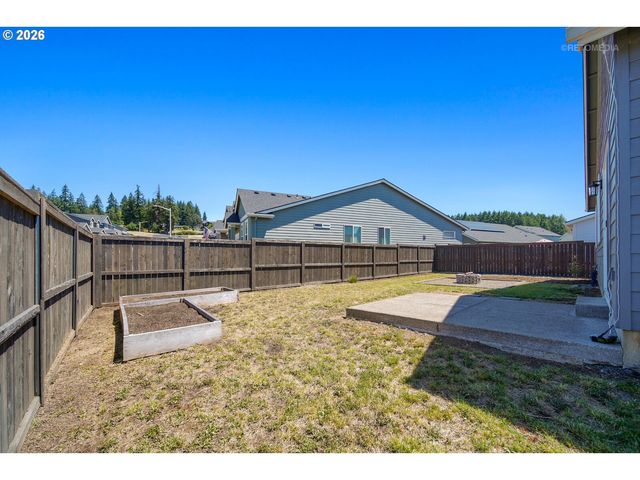 1453 Ne Forest Park St, Estacada, OR 97023