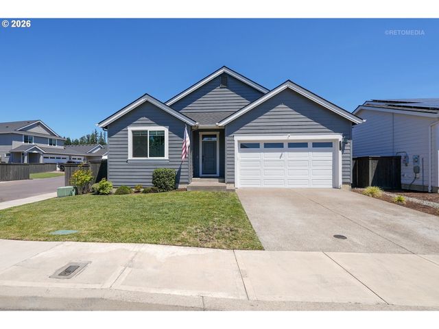 1453 Ne Forest Park St, Estacada, OR 97023
