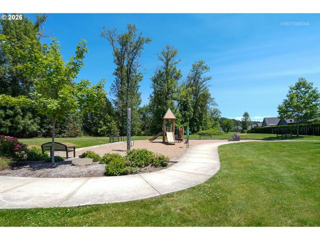 1453 Ne Forest Park St, Estacada, OR 97023