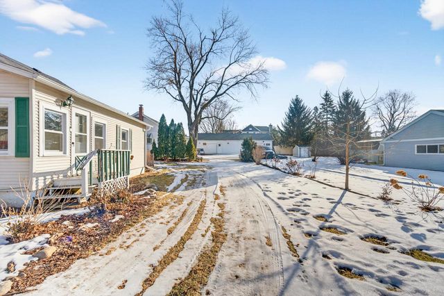 480 Freeman STREET, Genoa City, WI 53128