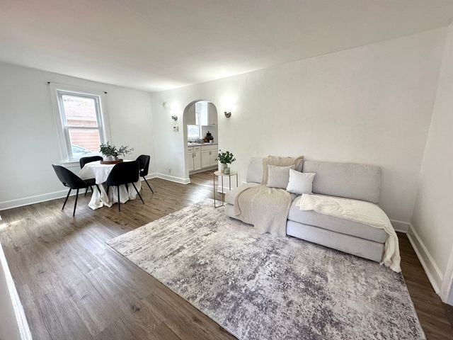 1611 19th Street, Zion, IL 60099