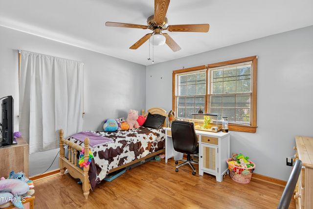 1348 Highland Drive, Marion, VA 24354