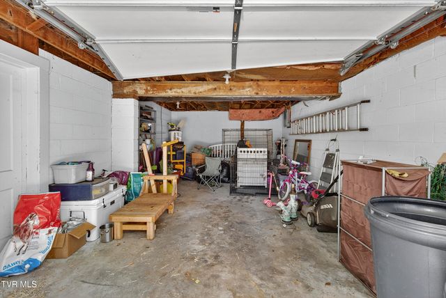 1348 Highland Drive, Marion, VA 24354