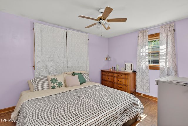 1348 Highland Drive, Marion, VA 24354