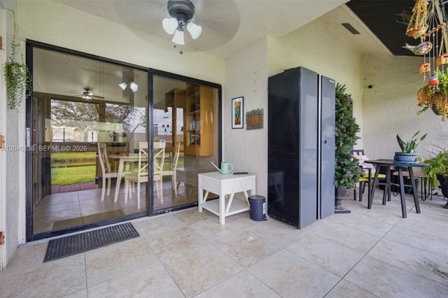 7924 NW 10th Street, Plantation, FL 33322