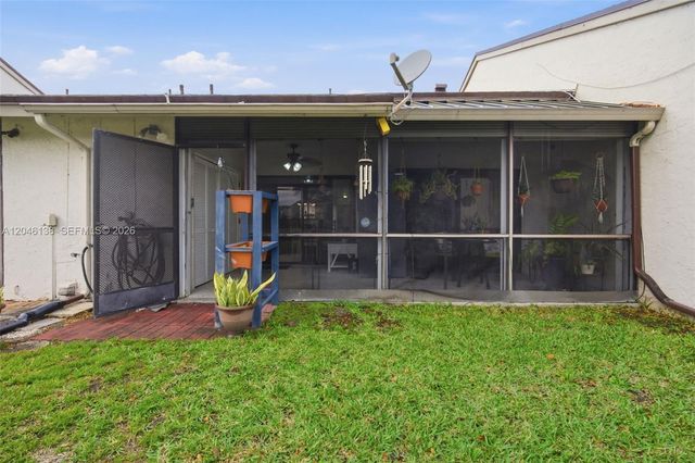 7924 NW 10th Street, Plantation, FL 33322