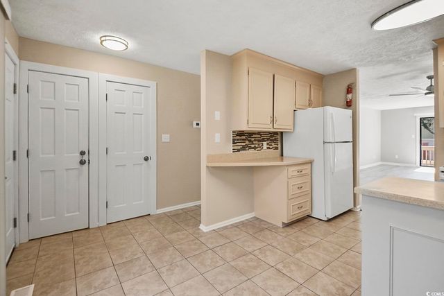 306 74th Ave N Apt 105, Myrtle Beach, SC 29572