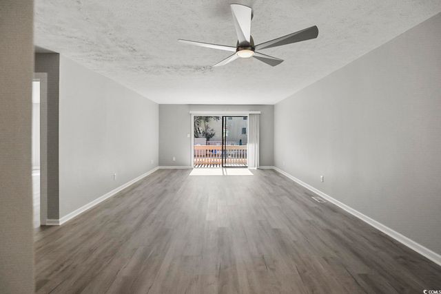 306 74th Ave N Apt 105, Myrtle Beach, SC 29572