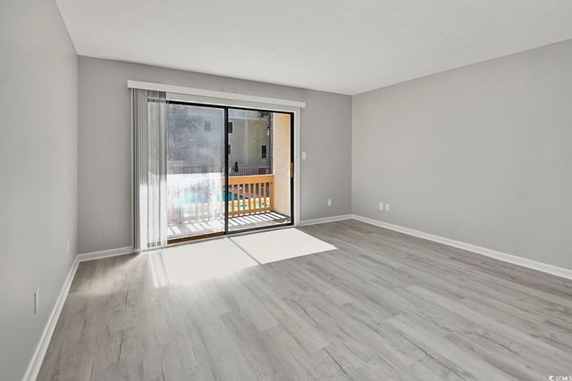 306 74th Ave N Apt 105, Myrtle Beach, SC 29572