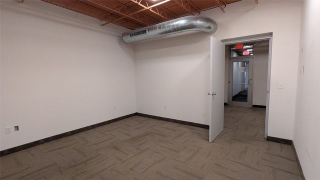 5050 W RIDGE Road 105, Erie, PA 16506