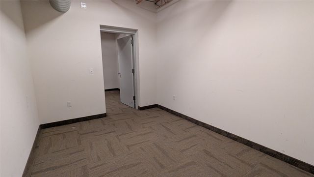 5050 W RIDGE Road 105, Erie, PA 16506