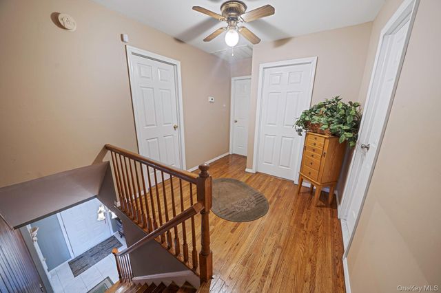 12 Hughes Lane, North Babylon, NY 11703