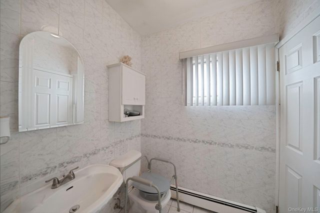 12 Hughes Lane, North Babylon, NY 11703