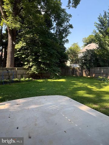 5628 ALTA VISTA RD, Bethesda, MD 20817