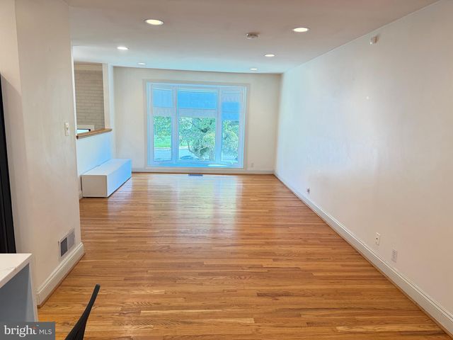 5628 ALTA VISTA RD, Bethesda, MD 20817