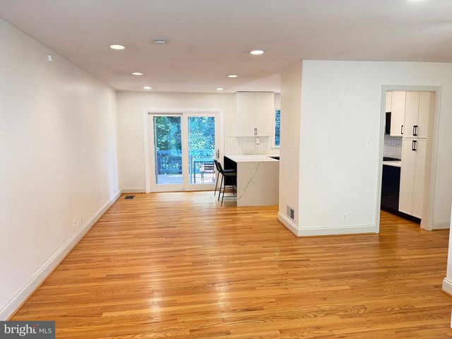 5628 ALTA VISTA RD, Bethesda, MD 20817