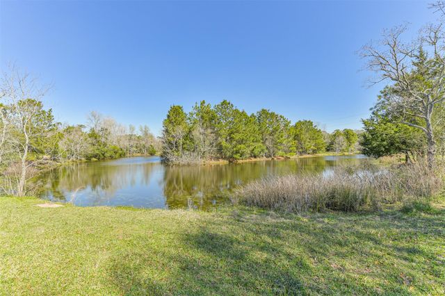 1140 County Road 2274, Cleveland, TX 77327