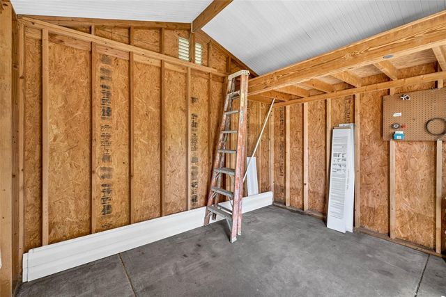 38706 CALVIN AVENUE, Zephyrhills, FL 33542