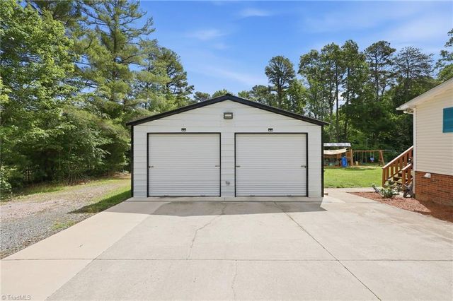 6597 Dennis Road, Walnut Cove, NC 27052