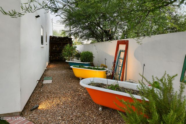 2022 E Mabel Street, Tucson, AZ 85719