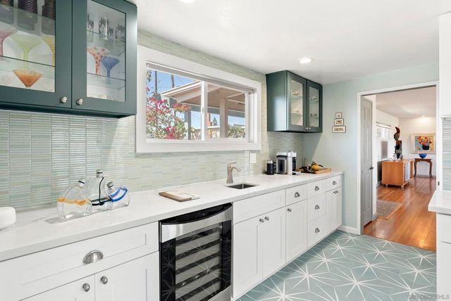 4675 Munroe, La Mesa, CA 91942