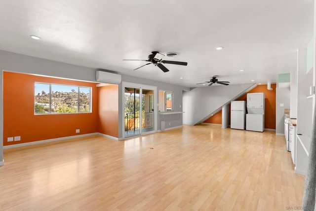 4675 Munroe, La Mesa, CA 91942