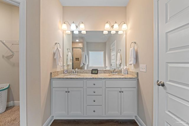 3564 Whitetail Ln, Pensacola, FL 32526