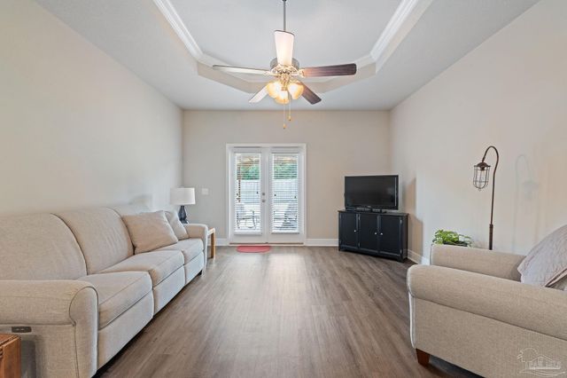 3564 Whitetail Ln, Pensacola, FL 32526