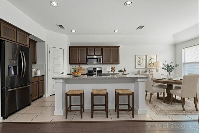 1620 Meadow Trail Lane, Aubrey, TX 76227