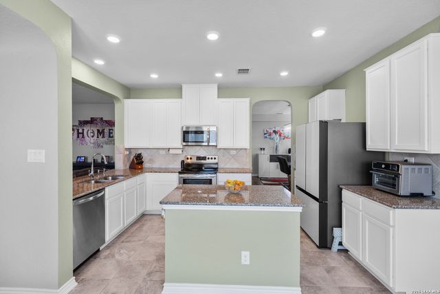 429 Landmark Stone, Cibolo, TX 78108