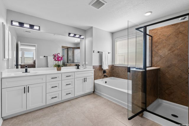 429 Landmark Stone, Cibolo, TX 78108