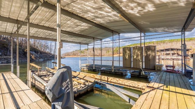 5 Bay Shore, Greers Ferry, AR 72067