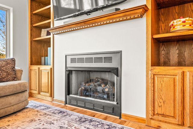 5 Bay Shore, Greers Ferry, AR 72067