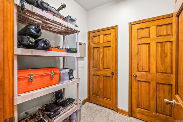 5 Bay Shore, Greers Ferry, AR 72067