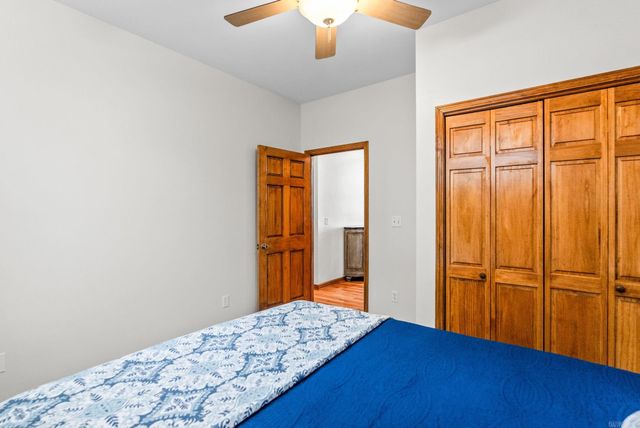 5 Bay Shore, Greers Ferry, AR 72067