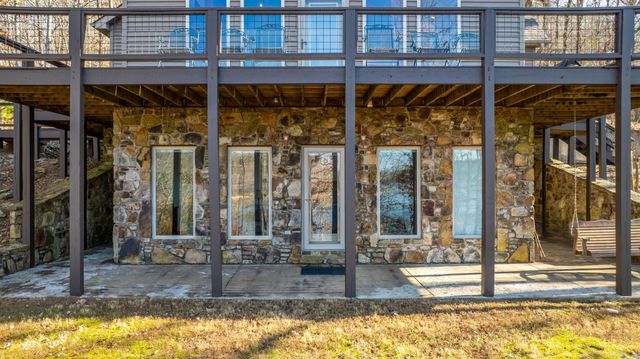 5 Bay Shore, Greers Ferry, AR 72067