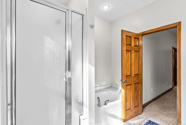 5 Bay Shore, Greers Ferry, AR 72067